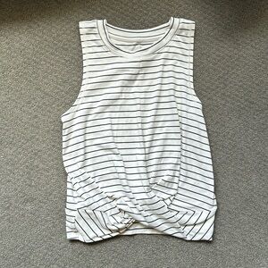 Old Navy cropped tank top